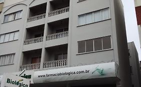 Apto próximo ao Estádio do atletico e shopping Curitiba